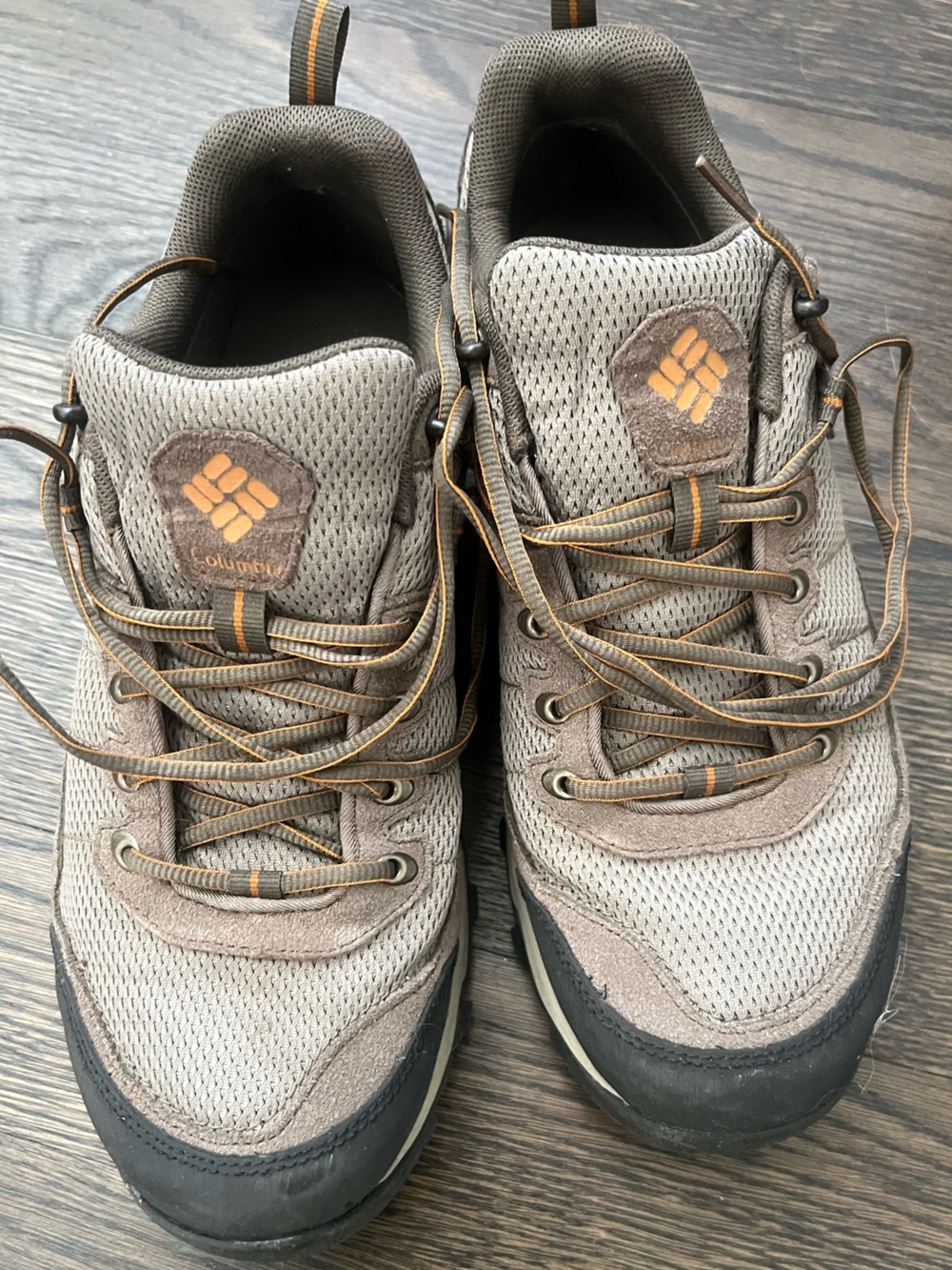 Columbia Men's Taupe and Black Trail Sneakers